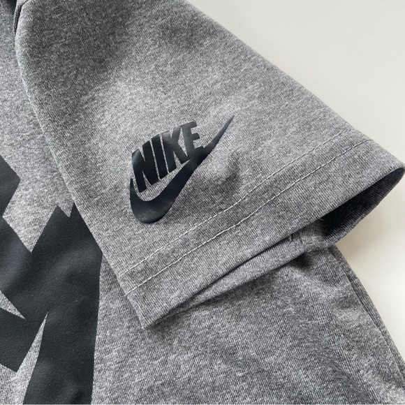 Nike Boys Gray Black Tee Shorts Set Size 4 or XS - Picture 4 of 6